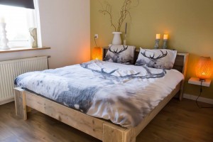 Goedkoop steigerhouten bed - Livengo