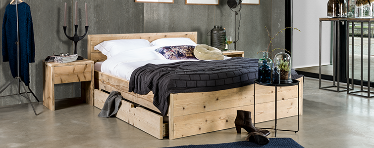 steigerhoutenbed_lade_ruimte4