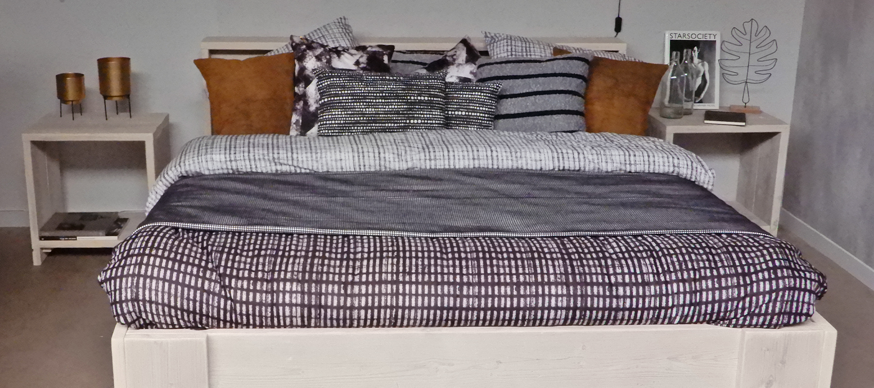 Livengo blog nachtkastjes - bed Simple en Nachtkastje Borna white wash